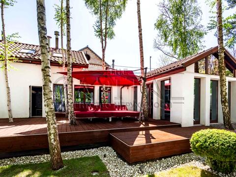 будинок за адресою Центральна