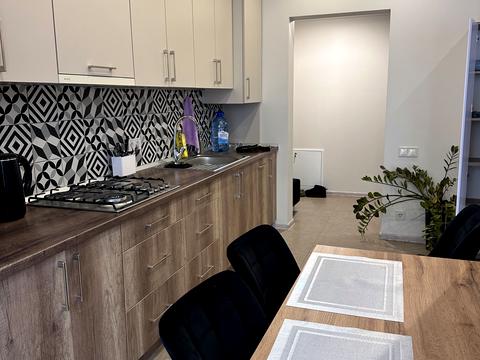 квартира за адресою Центральна вул., 11
