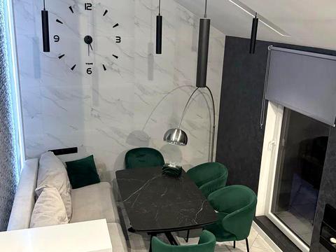 квартира за адресою Озерянська вул. (Муранова), 13