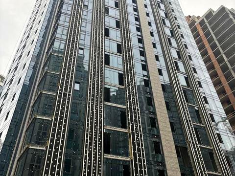 комерційна за адресою Андрія Верхогляда вул. (Михайла Драгомирова), 4