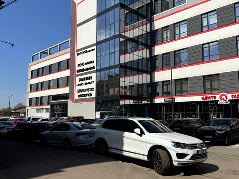 паркомісце за адресою Ясська вул. (Миколи Ковальчука), 3