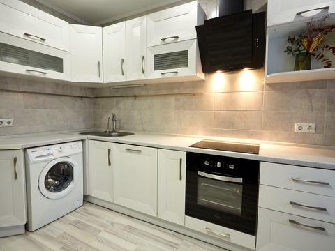 квартира за адресою В'ячеслава Чорновола вул., 27