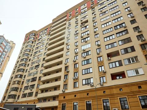 квартира за адресою В'ячеслава Чорновола вул., 27