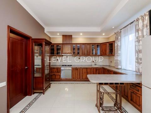 будинок за адресою Сонячна вул.