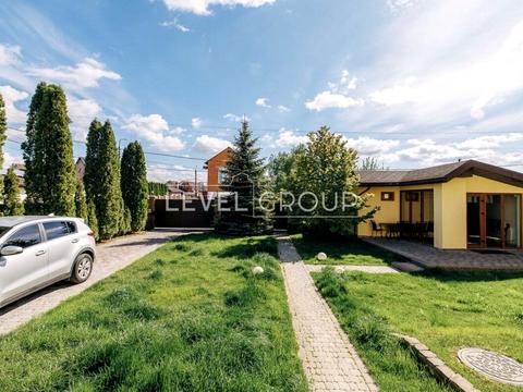 будинок за адресою Сонячна вул.