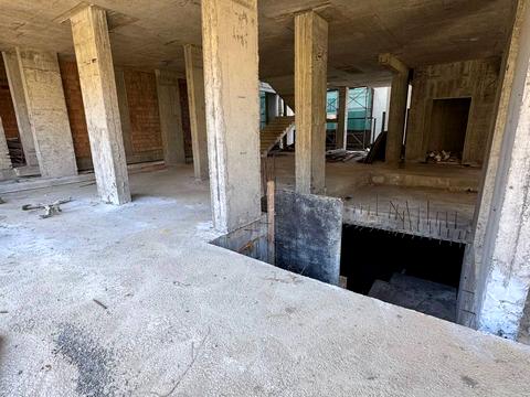 комерційна за адресою Героїв Майдану вул. (Червоноармійська), 122