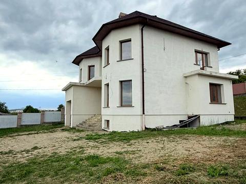 дом по адресу 2 провулок Озерний, 1