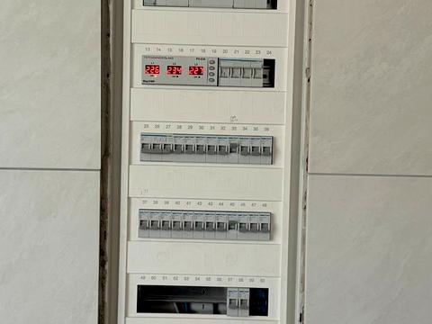 дом по адресу 2 провулок Озерний, 1