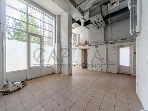 комерційна за адресою Андрія Верхогляда вул. (Михайла Драгомирова), 12