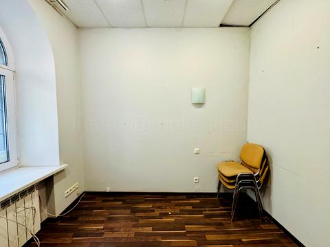 комерційна за адресою Київ, Лютеранська вул., 30