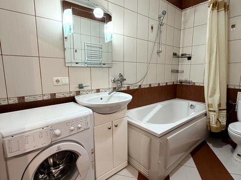 квартира за адресою Богдана Лепкого вул., 35