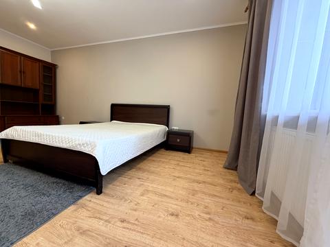 квартира за адресою Богдана Лепкого вул., 35