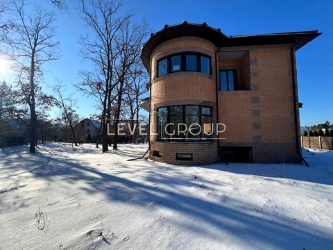 будинок за адресою Центральна вул.