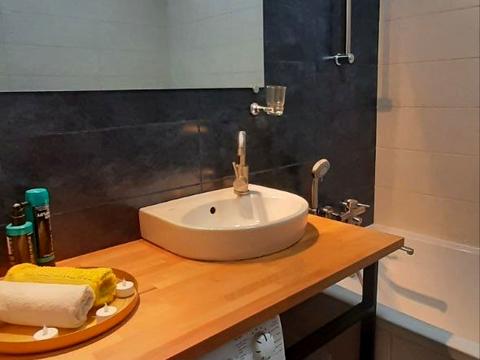 квартира за адресою Любомира Гузара просп. (Космонавта Комарова), 13