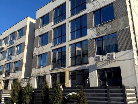 квартира за адресою Молодіжна вул., 8