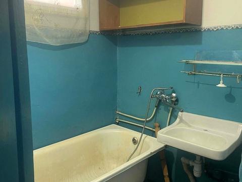 квартира за адресою Коростень, Андрія Мельника вул., 11