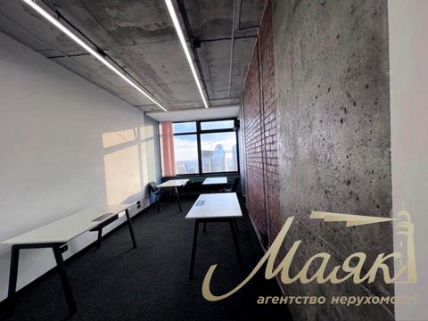 комерційна за адресою Київ, Євгена Коновальця вул. (Щорса), 44-А