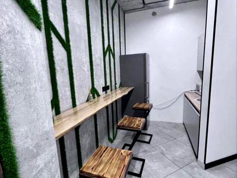 комерційна за адресою Київ, Євгена Коновальця вул. (Щорса), 44-А