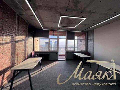 комерційна за адресою Київ, Євгена Коновальця вул. (Щорса), 44-А