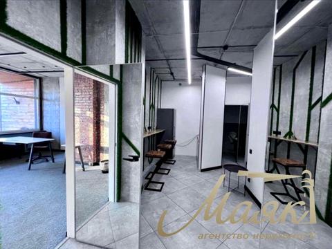 комерційна за адресою Київ, Євгена Коновальця вул. (Щорса), 44-А