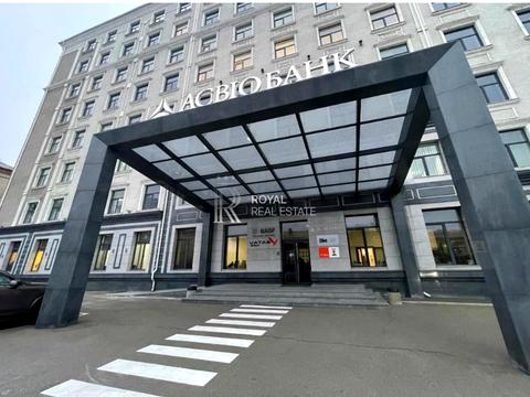 комерційна за адресою Київ, Миколи Міхновського бульв. (Дружби народів), 19