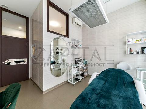 комерційна за адресою Київ, Саперне Поле вул., 12