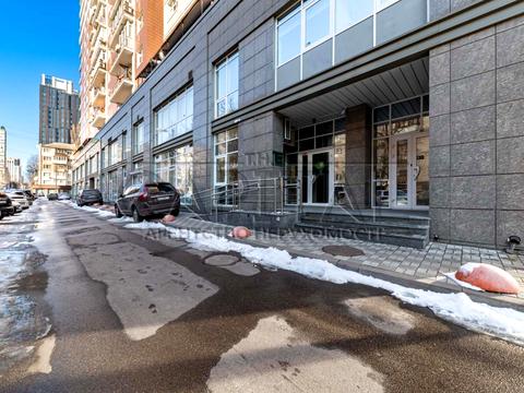 комерційна за адресою Київ, Саперне Поле вул., 12