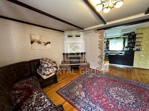 будинок за адресою Жовтнева