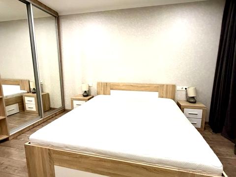 квартира за адресою Миколи Ушакова вул., 1-Д