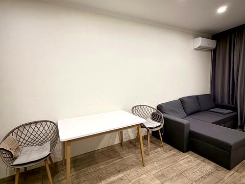 квартира за адресою Миколи Ушакова вул., 1-Д