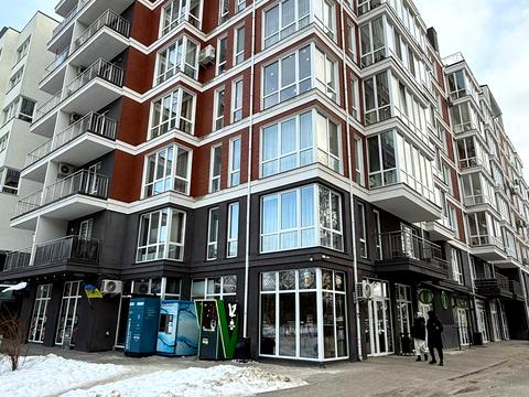 комерційна за адресою Володимира Великого вул. (Артема), 3