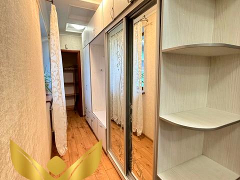 будинок за адресою Поповича вул.