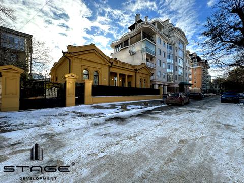 комерційна за адресою Затишна вул., 7