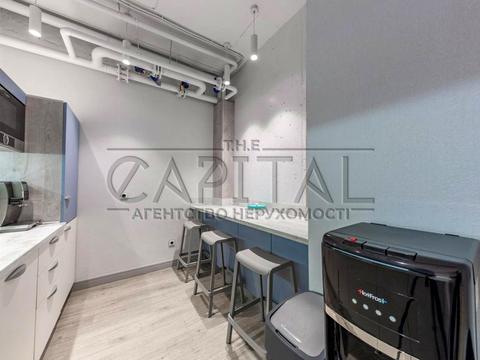 коммерческая по адресу Глубочицкая ул., 32-В