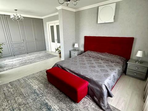 квартира по адресу Вячеслава Черновола ул., 4