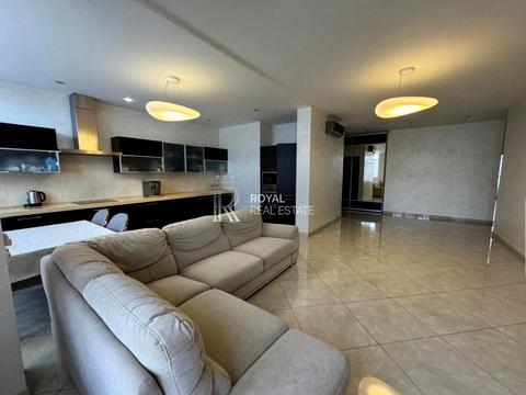 квартира за адресою Київ, Андрія Верхогляда вул. (Михайла Драгомирова), 16