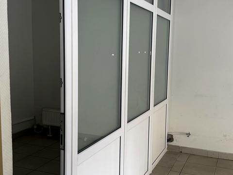 комерційна за адресою Березняківська вул., 29