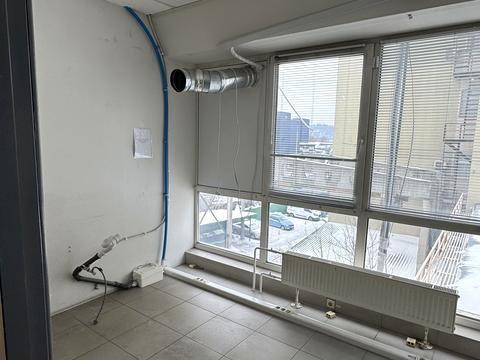 комерційна за адресою Березняківська вул., 29