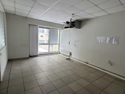 комерційна за адресою Березняківська вул., 29