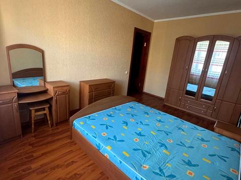 квартира за адресою Зодчих, 10