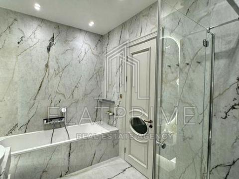 квартира за адресою Андрія Верхогляда вул. (Михайла Драгомирова), 12