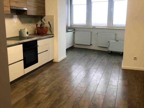 квартира за адресою Коновальця вул., 5