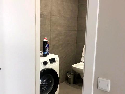 квартира за адресою Коновальця вул., 5