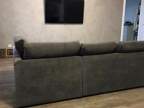 квартира за адресою Коновальця вул., 5