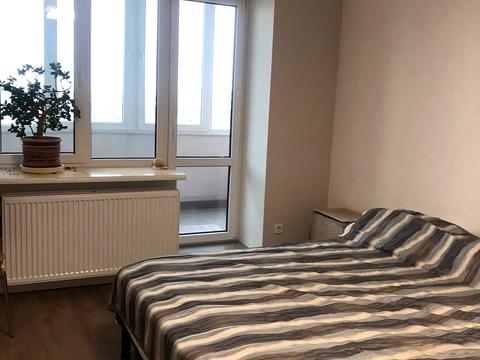 квартира за адресою Коновальця вул., 5