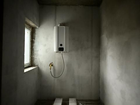 будинок за адресою с. Вишеньки, Ялтинська