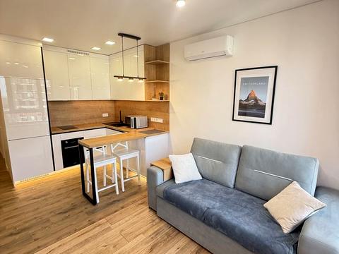 квартира по адресу Олександра Олеся ул., 10