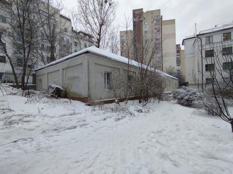 комерційна за адресою Юрія Іллєнка вул. (Мельникова), 35