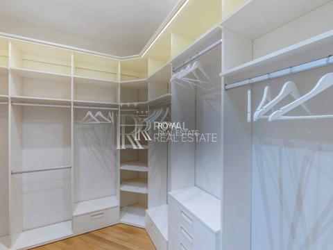 квартира за адресою Андрія Верхогляда вул. (Михайла Драгомирова), 20