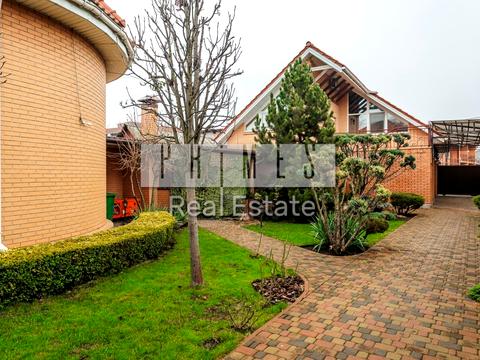 будинок за адресою с. Софіївська борщагівка, Микільська вул. (Димитрова), 64